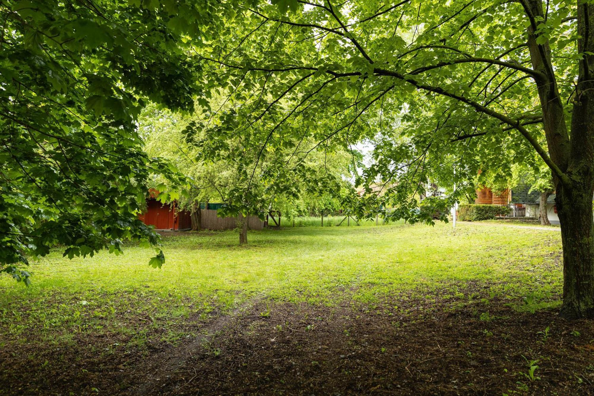 Gesztenye Nyaralópark Balatonudvari Exterior foto