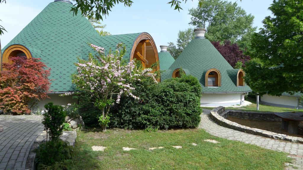 Gesztenye Nyaralópark Balatonudvari Exterior foto